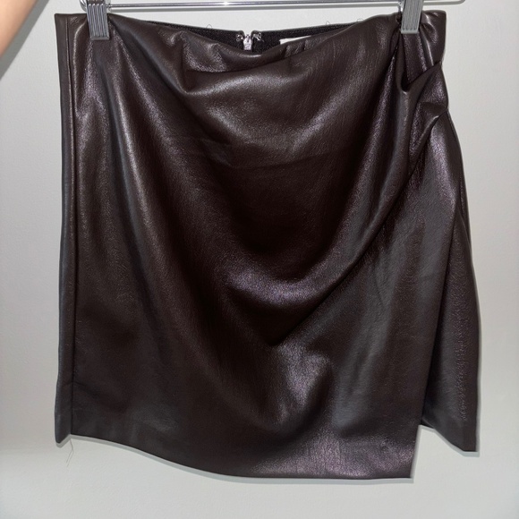 Aritzia Angie leather skirt - Picture 4 of 5